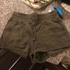 Aritzia TNA tracker shorts